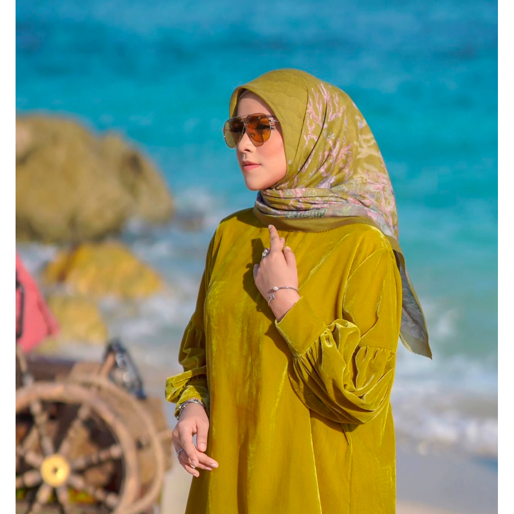 BUTTONSCARVES Litlle Mermaid “Mustard”