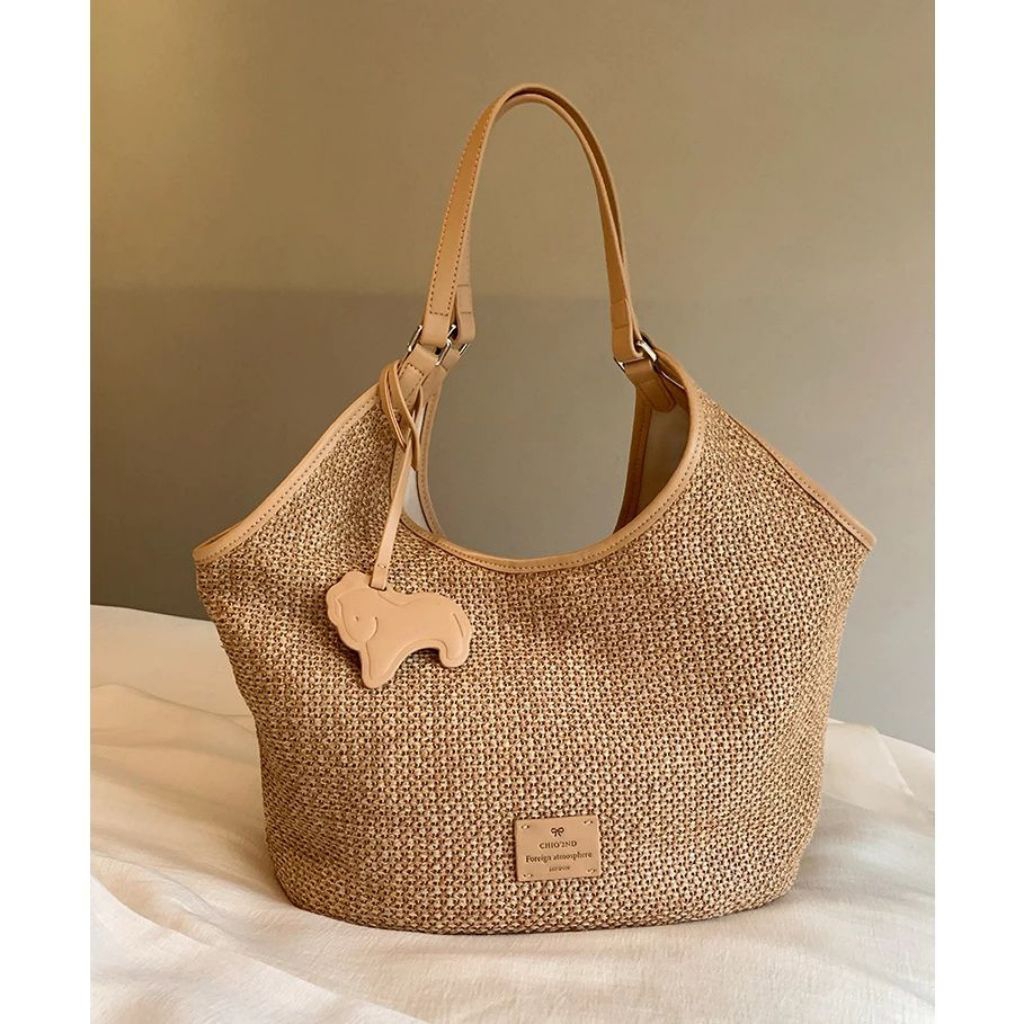 CHIO'2ND ANYAM TOTE BAG BROWN