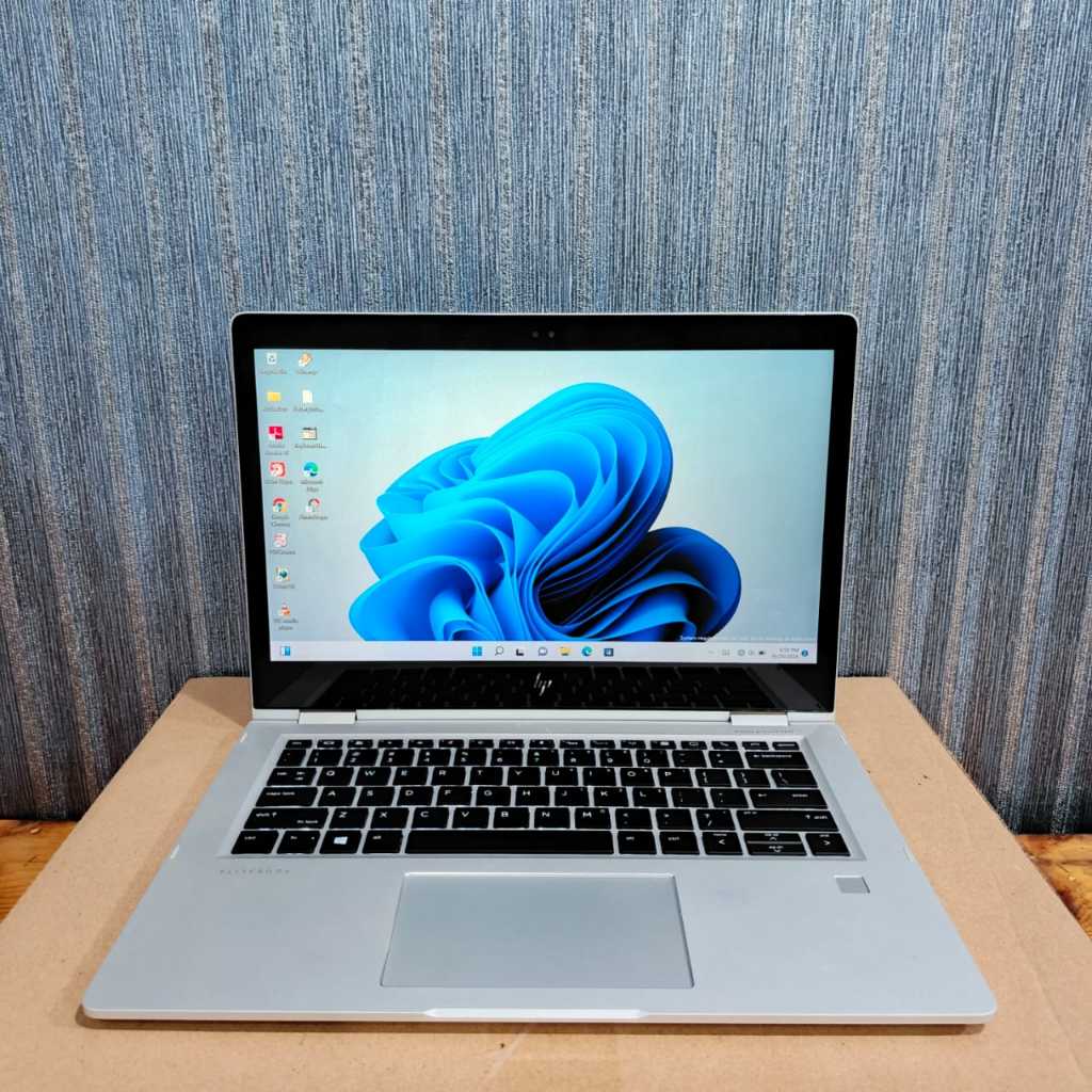 READY STOCK Laptop HP Pavilion X360 1030 G2, 2 in 1, Convertible, Intel Core i7 - 7600U, Ram : 16 Gb