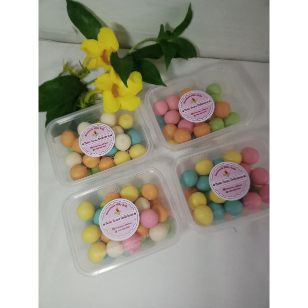 

Bola-Bola Susu Delicious / Bola-Bola Susu Premium / Bola-Bola Susu Homemade. Netto 160 gram (30 butir)