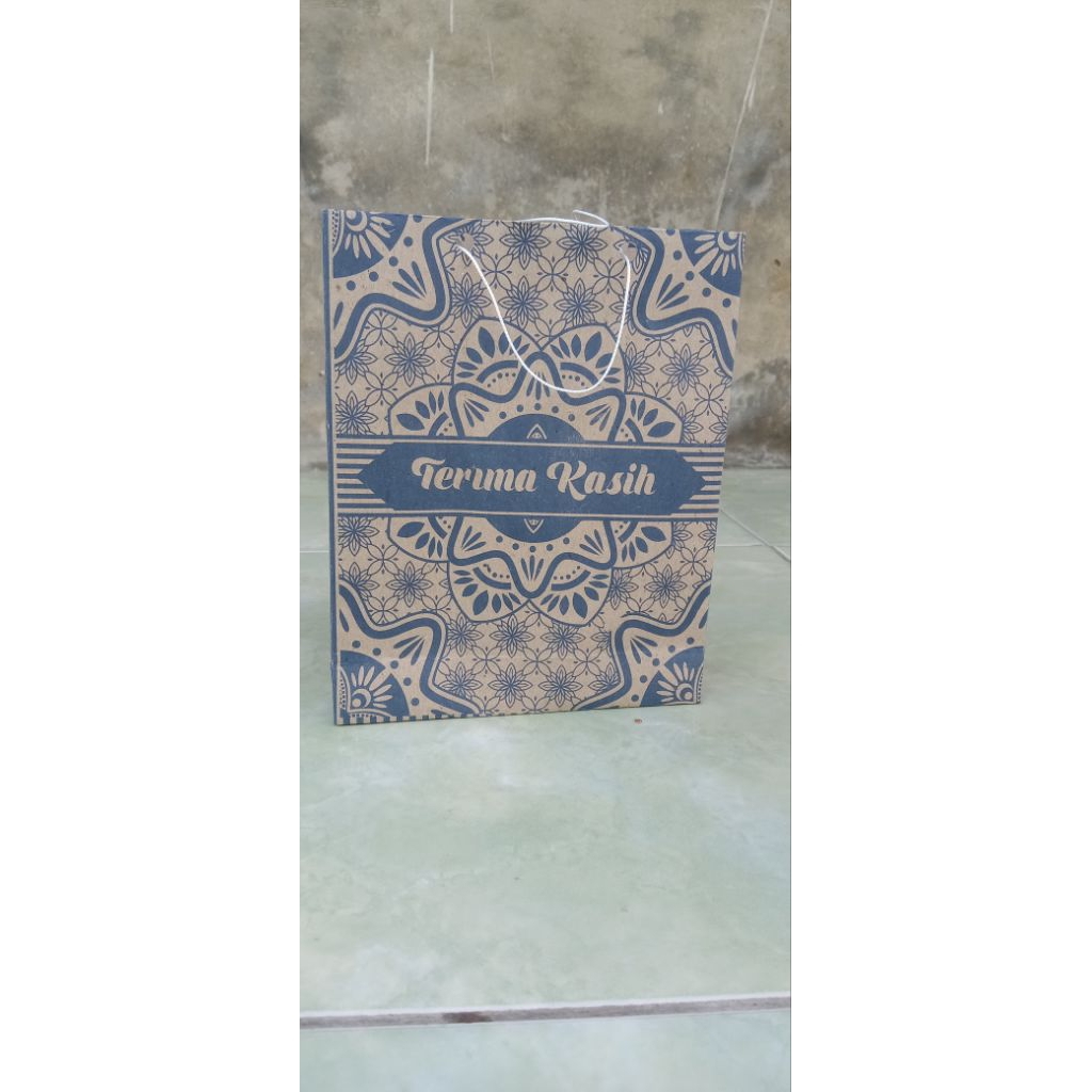 

Tas Kertas Batik/Tas souvenir/Tas Snack(50pcs) KECIL TALI BENANG