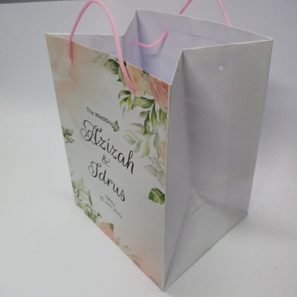 

PAPER BAG /TAS KERTAS CUSTOM FREE DESAIN 21X21 TINGGI 20