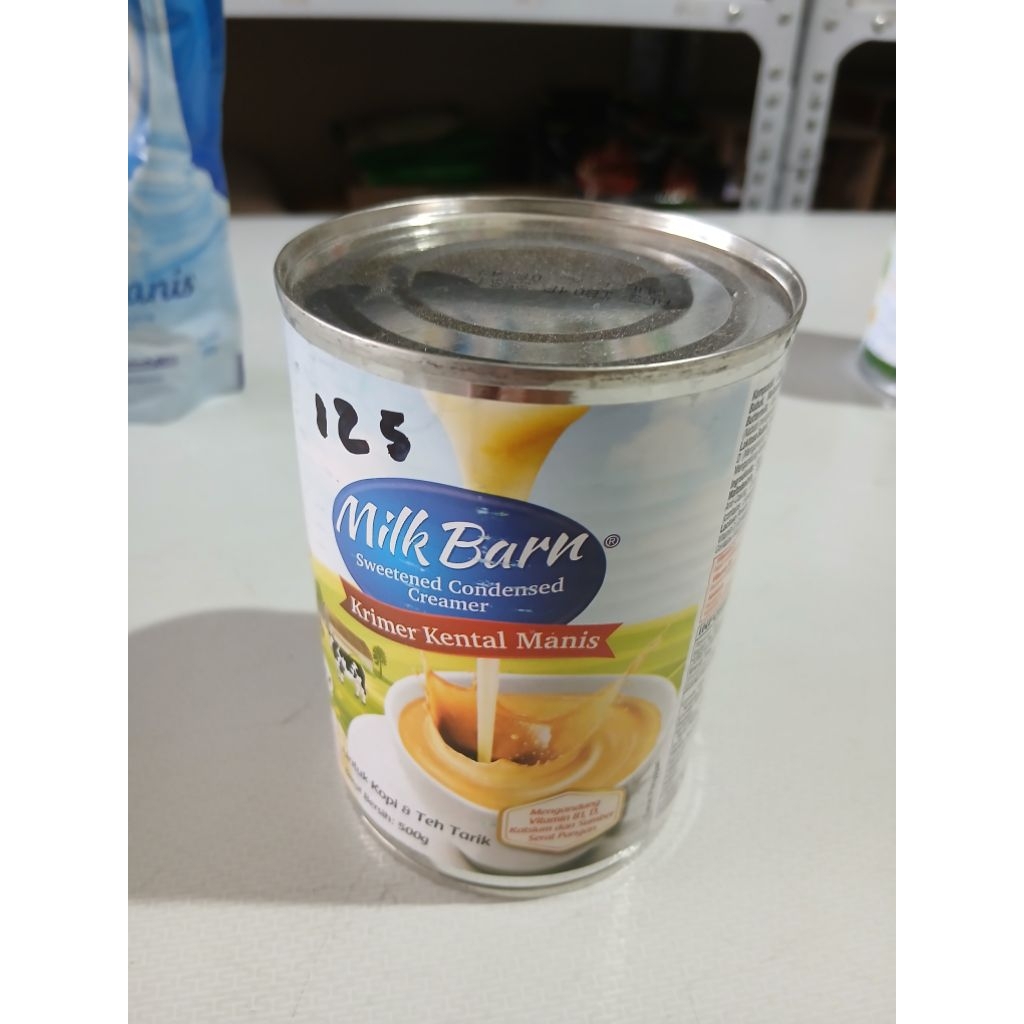 

Milk Barn Susu Kental Manis Kaleng 500g – Rasa Susu Gurih Kental & Manis | Cocok untuk Minuman & Topping Roti