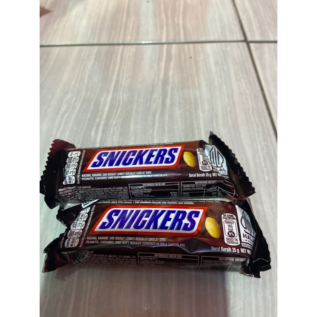 

snickers coklat