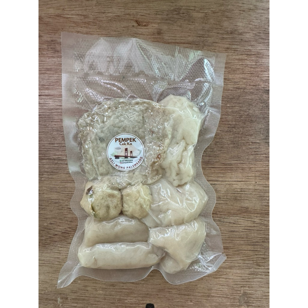 

Pempek Campur isi 10