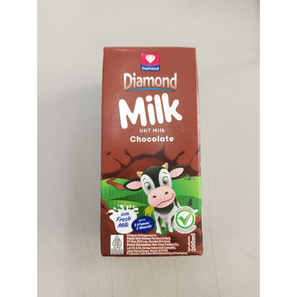 

DIAMOND SUSU UHT RASA COKELAT 200ML