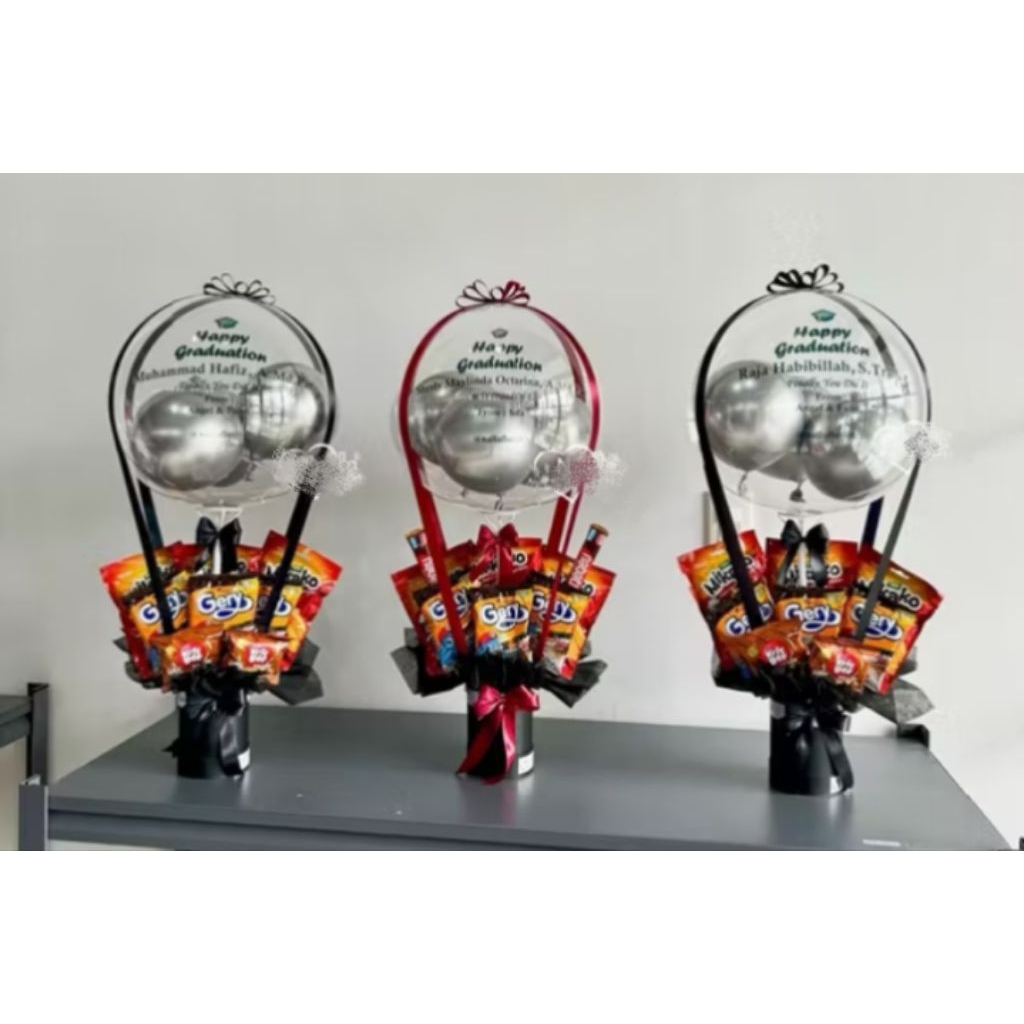 

balon box isi snack, isi random, cocok untuk hadiah/kado