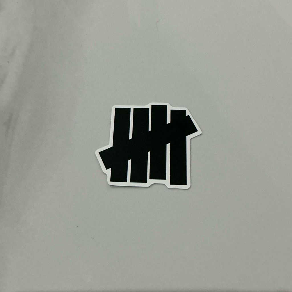 

stiker untuk resi ipad mini 7 128gb