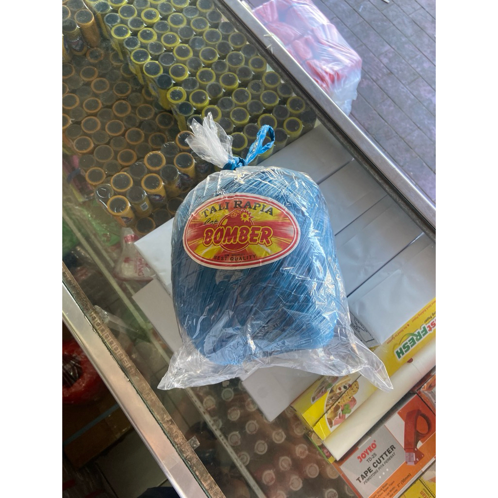 

Tali Rafia Plastik Cap Bomber [7 Ons]