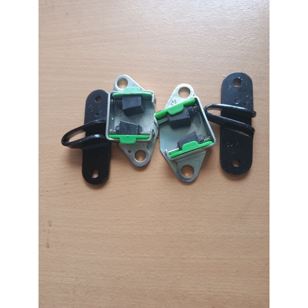 Stoper tahanan pintu kijang kf 60