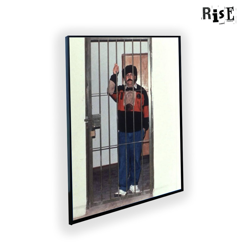Riseposter poster + frame pablo escobar