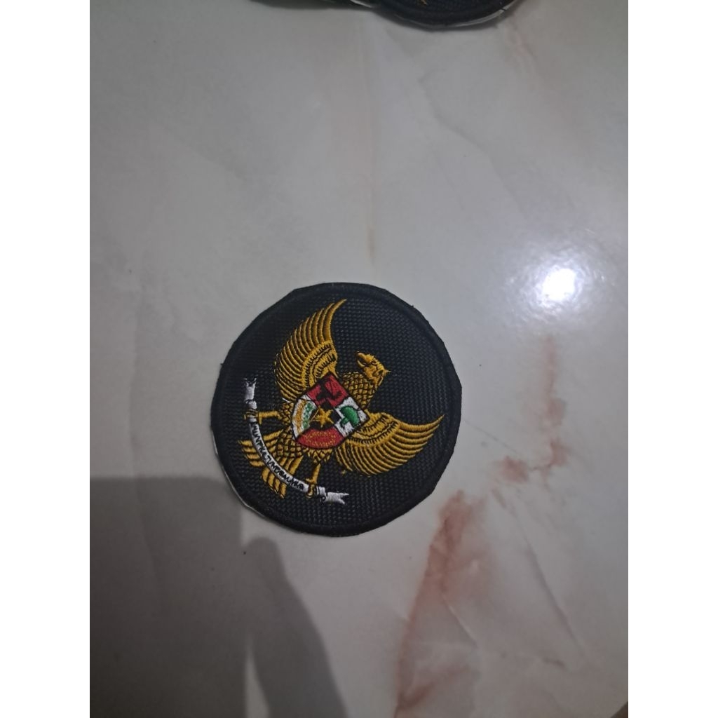 Emblem bordir Garuda 2 (bulat)