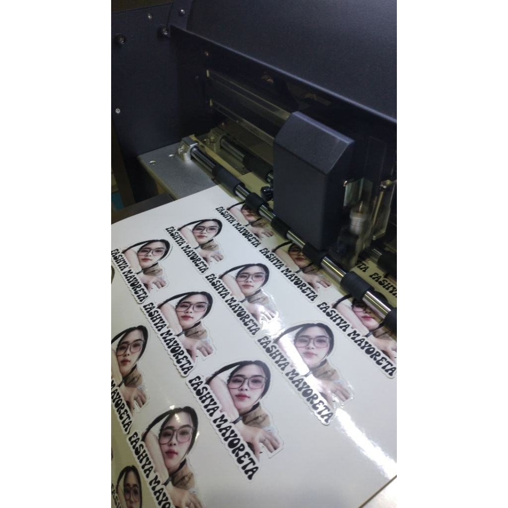 

Stiker label nama custom a3+