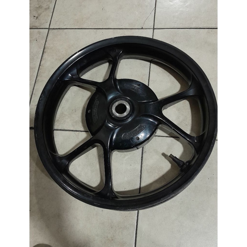 Velg Belakang Yamaha Lexi 125 Original Bekas