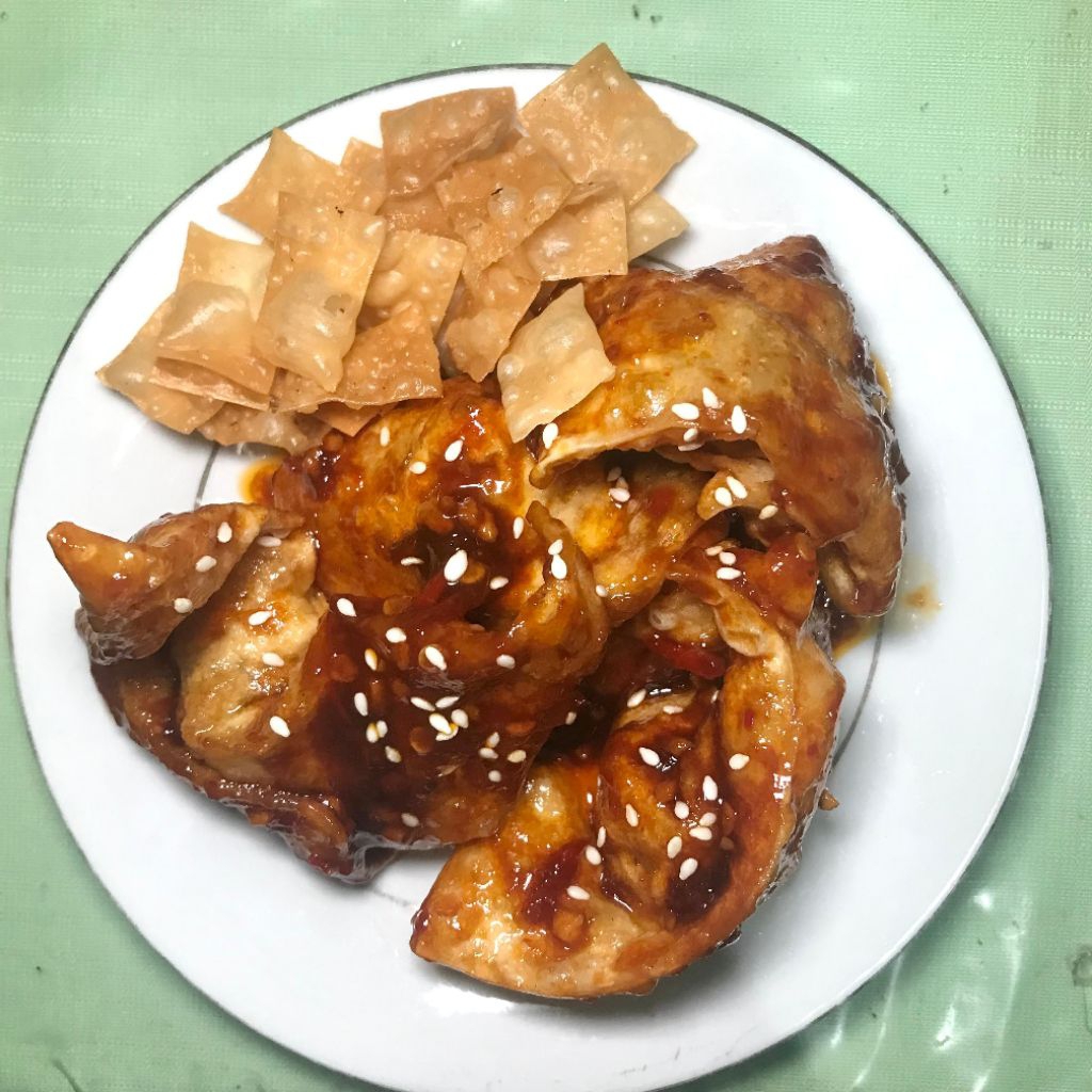 

Wonton Goreng Chili Oil