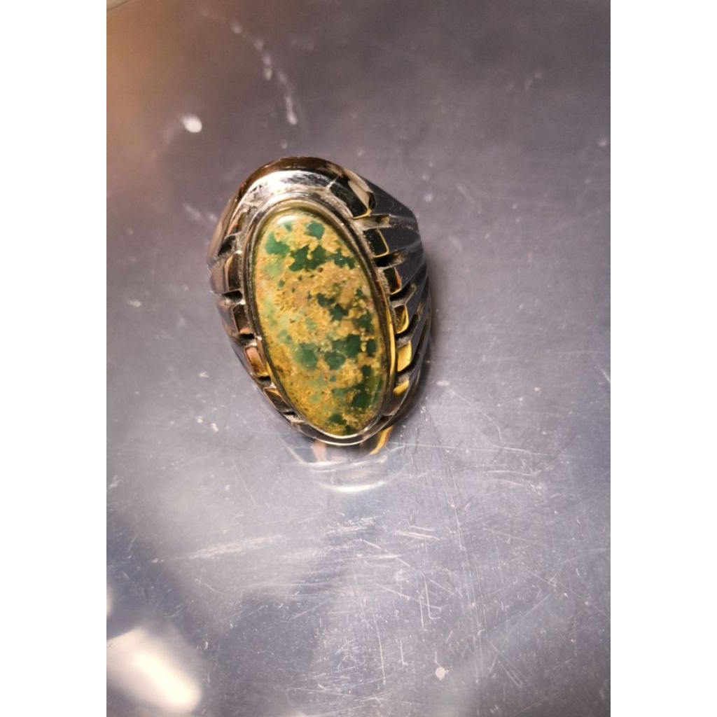 Virus Persia Serat Emas Gradasi