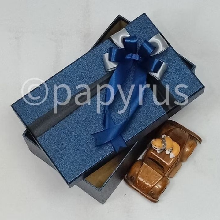 

PAPYRUS 15x25 Tinggi 5cm Kotak Kado Gift Box Hadiah V1