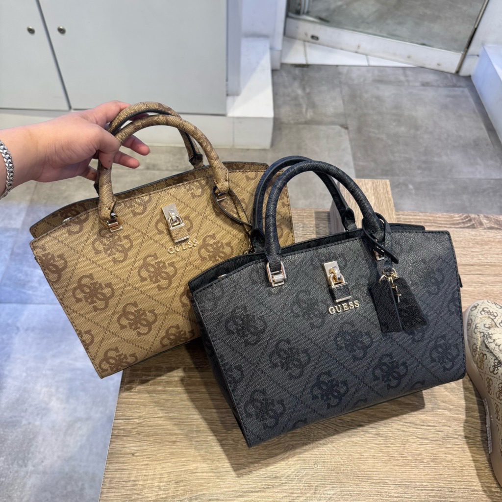 Tas Guess Ori - QUEENSLAND LUXURY SATCHEL SM25