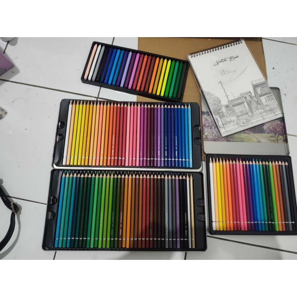 

Pencil warna
