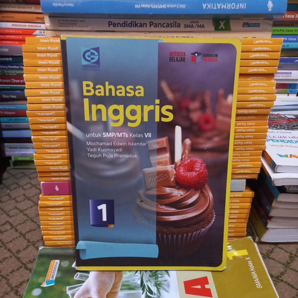 BAHASA INGGRIS SMP KELAS 7 GRAFINDO KURIKULUM MERDEKA