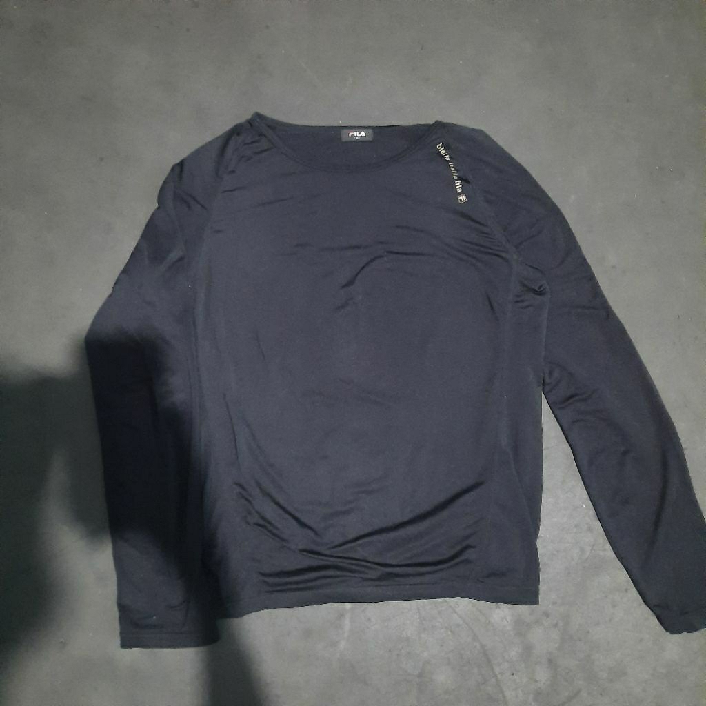 Preloved Kaos Running / Base Layer Fila Second