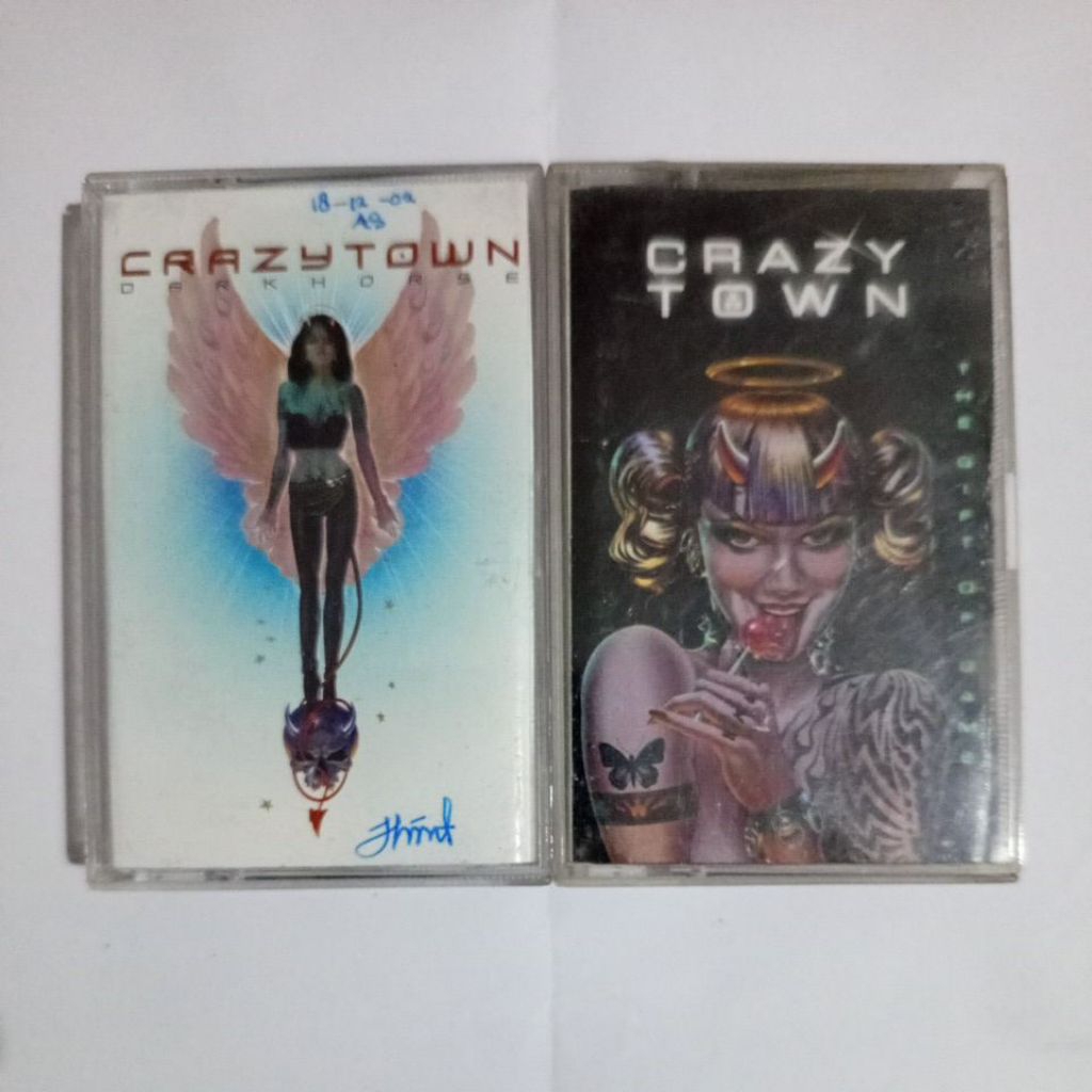 kaset crazy Town band
