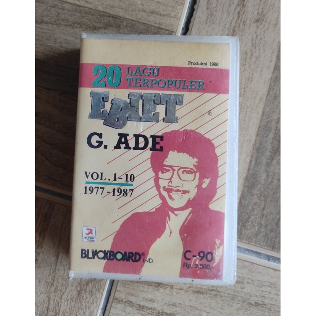 kaset pita 20 lagu terpopuler EBIET G ADE