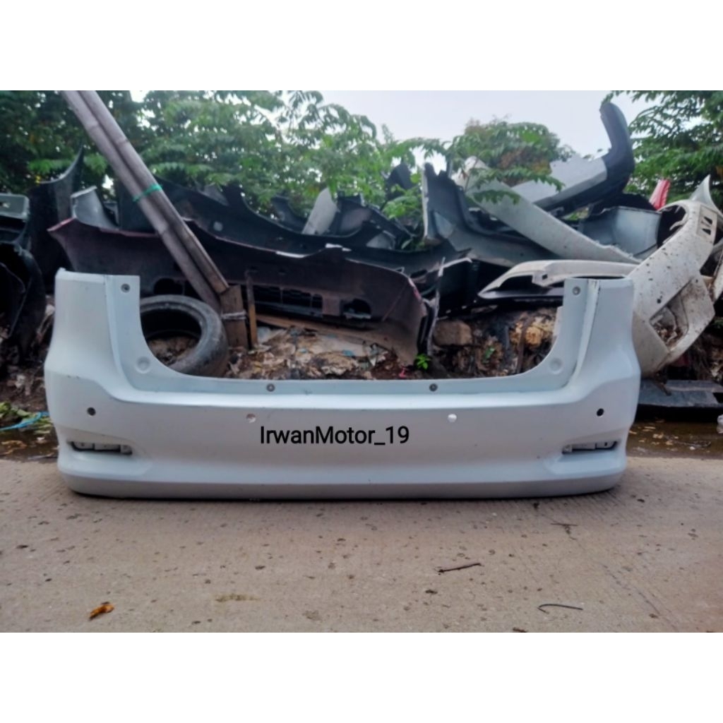 Bumper Bemper belakang Suzuki Eetiga Tahun 2015 2016 2017