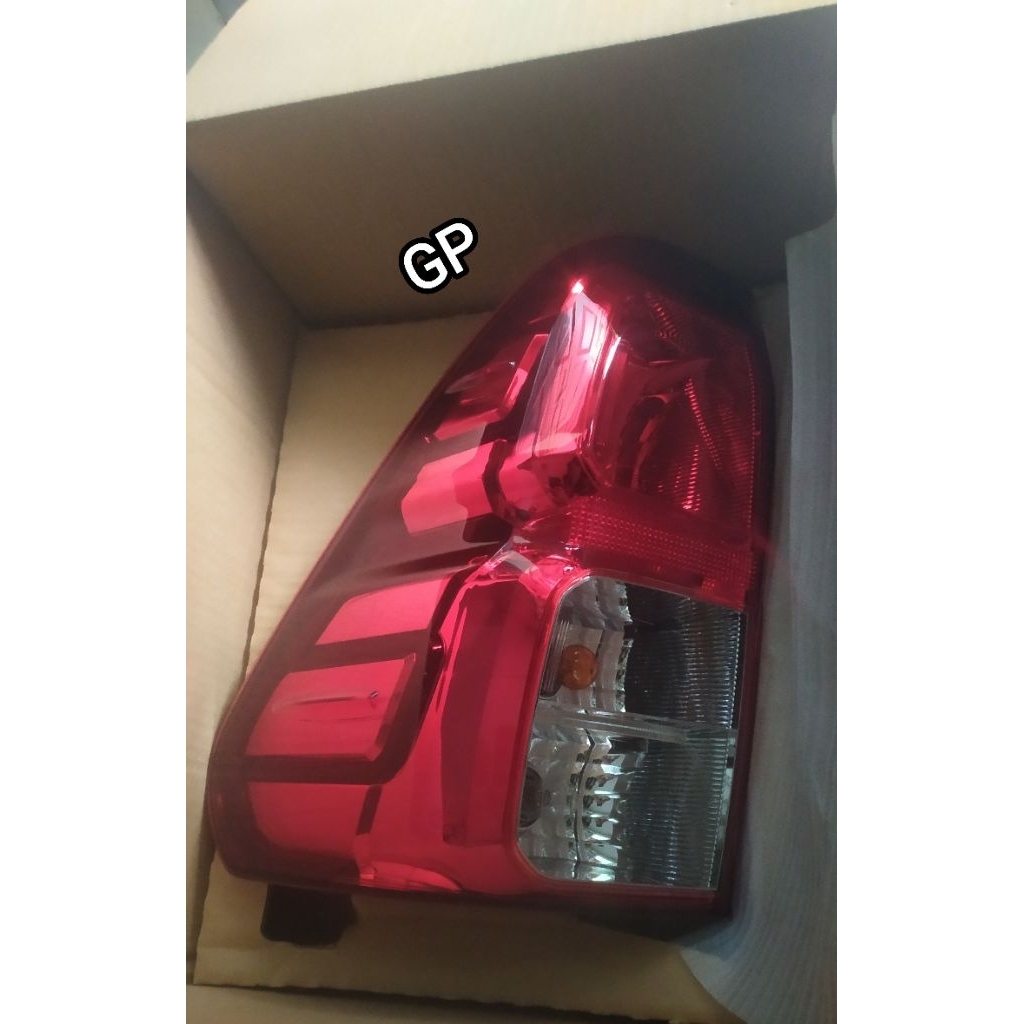 Lamp stop RR rear lampu rem belakang original Toyota hilux new baru single double cabin asli