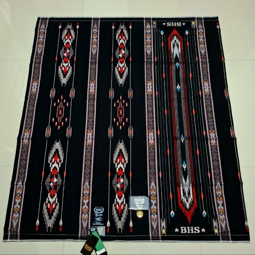 Sarung BHS Signature SIN Silver Hitam Merah Premium Mercerized Songket Timbul ATBM