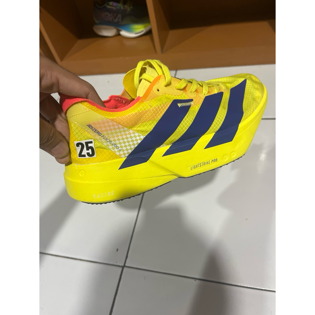 Adizero pro 4 kuning