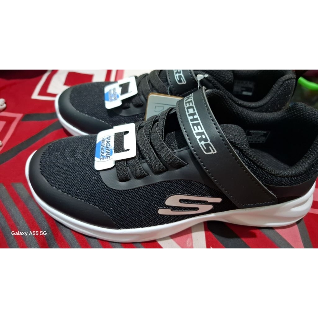 Sepatu Anak Perempuan Skechers Girls Dynamite