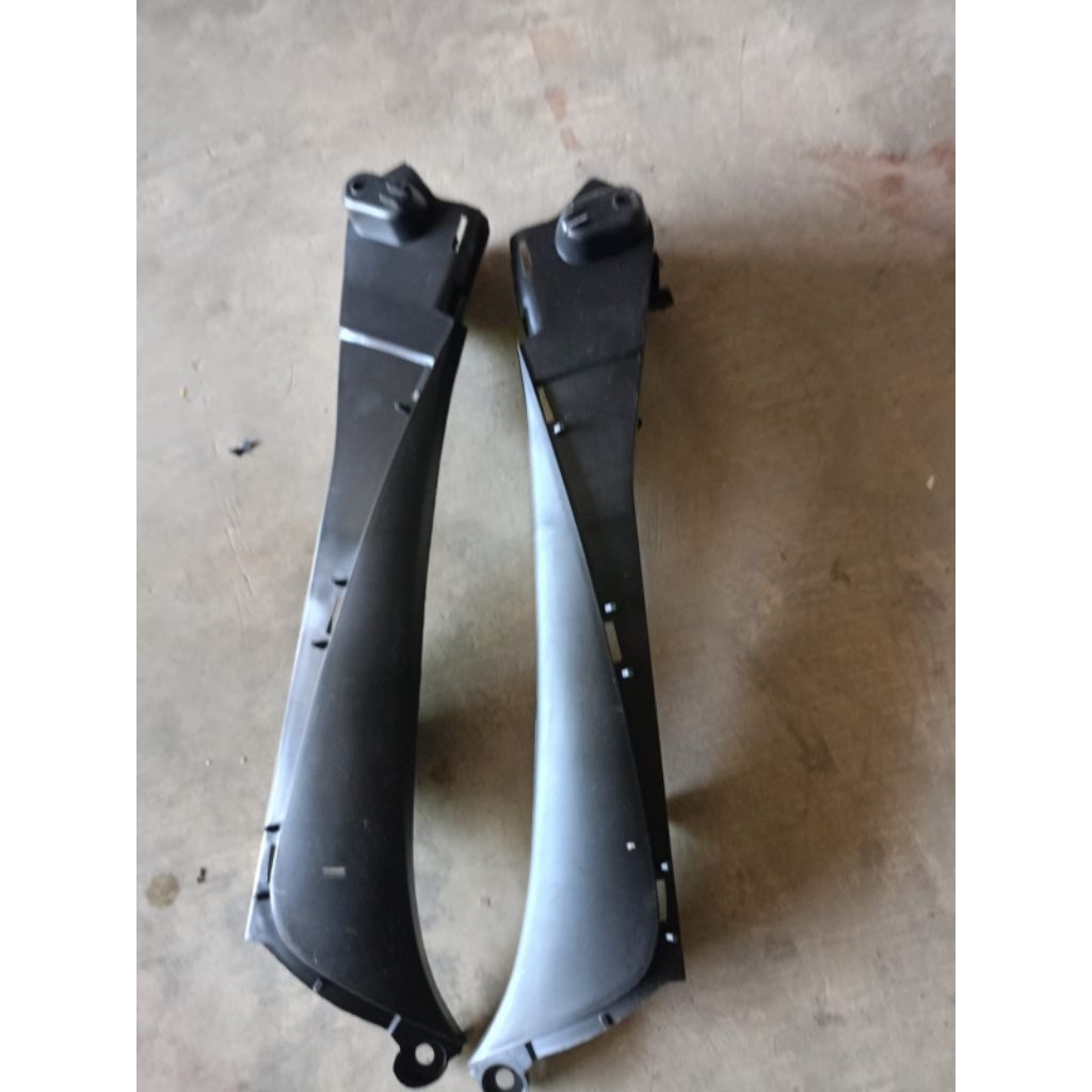 SAYAP KECIL LUAR ATAU ARITAN SUPRA X 125 NEW BATMAN