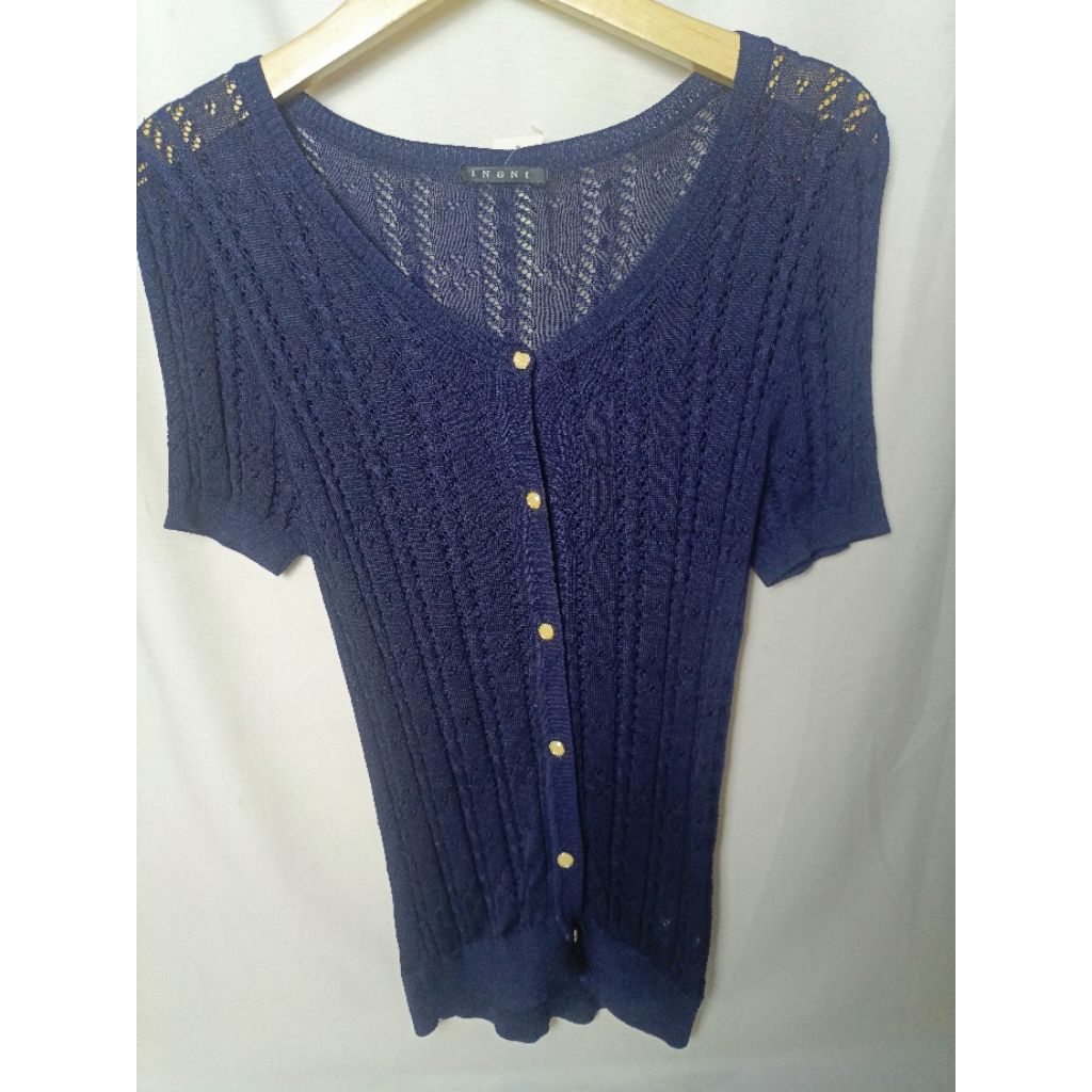 PRELOVED ATASAN RAJUT NAVY BRAND INGNI