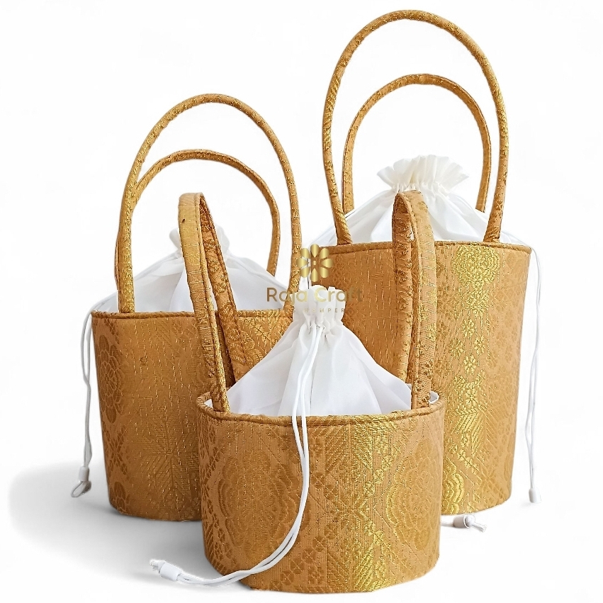 

Raja Craft Tas Hampers Songket Cultural ParcelChic Tas Souvenir Terbaik