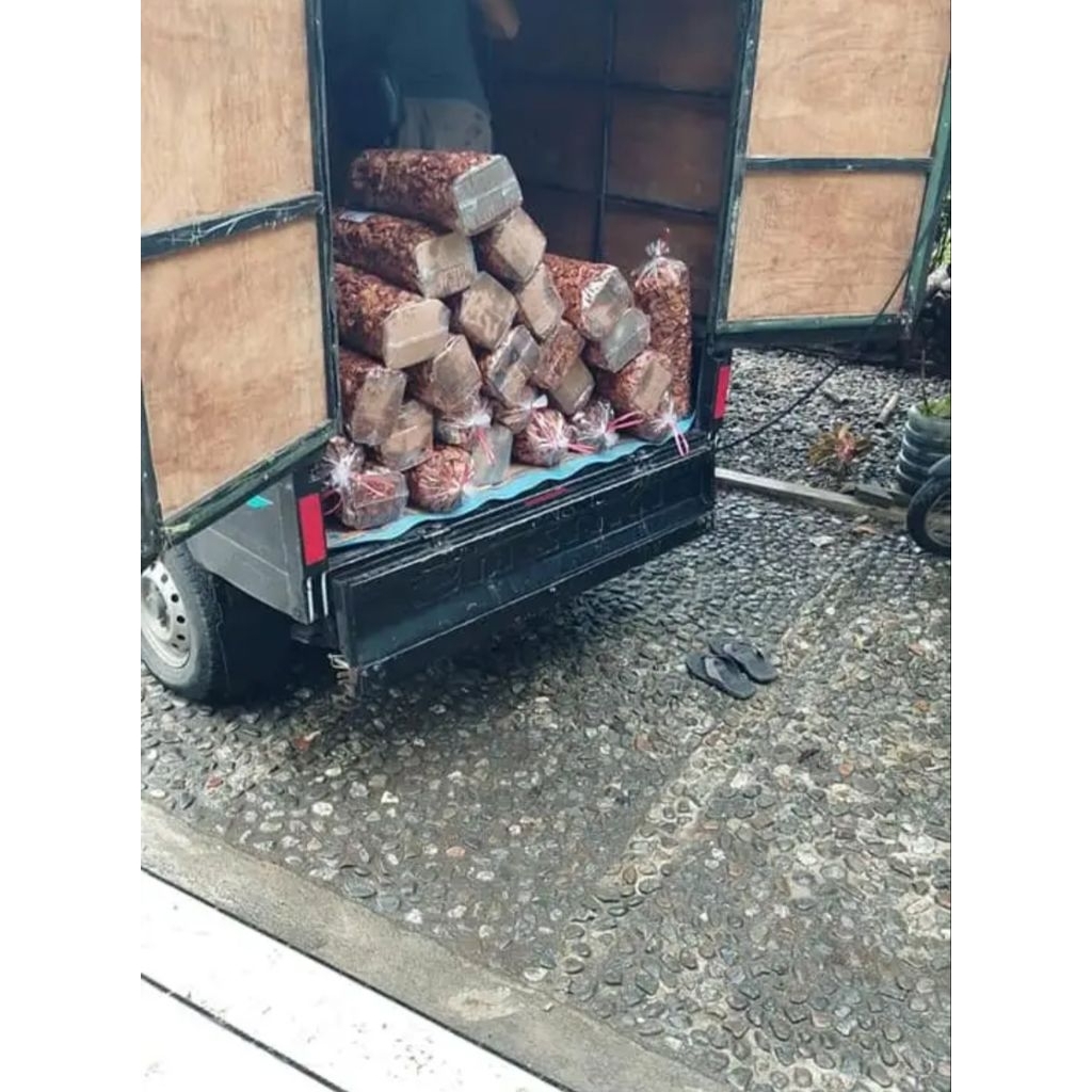 

Sale pisang 10.000 dua bungkus | isi 100gr