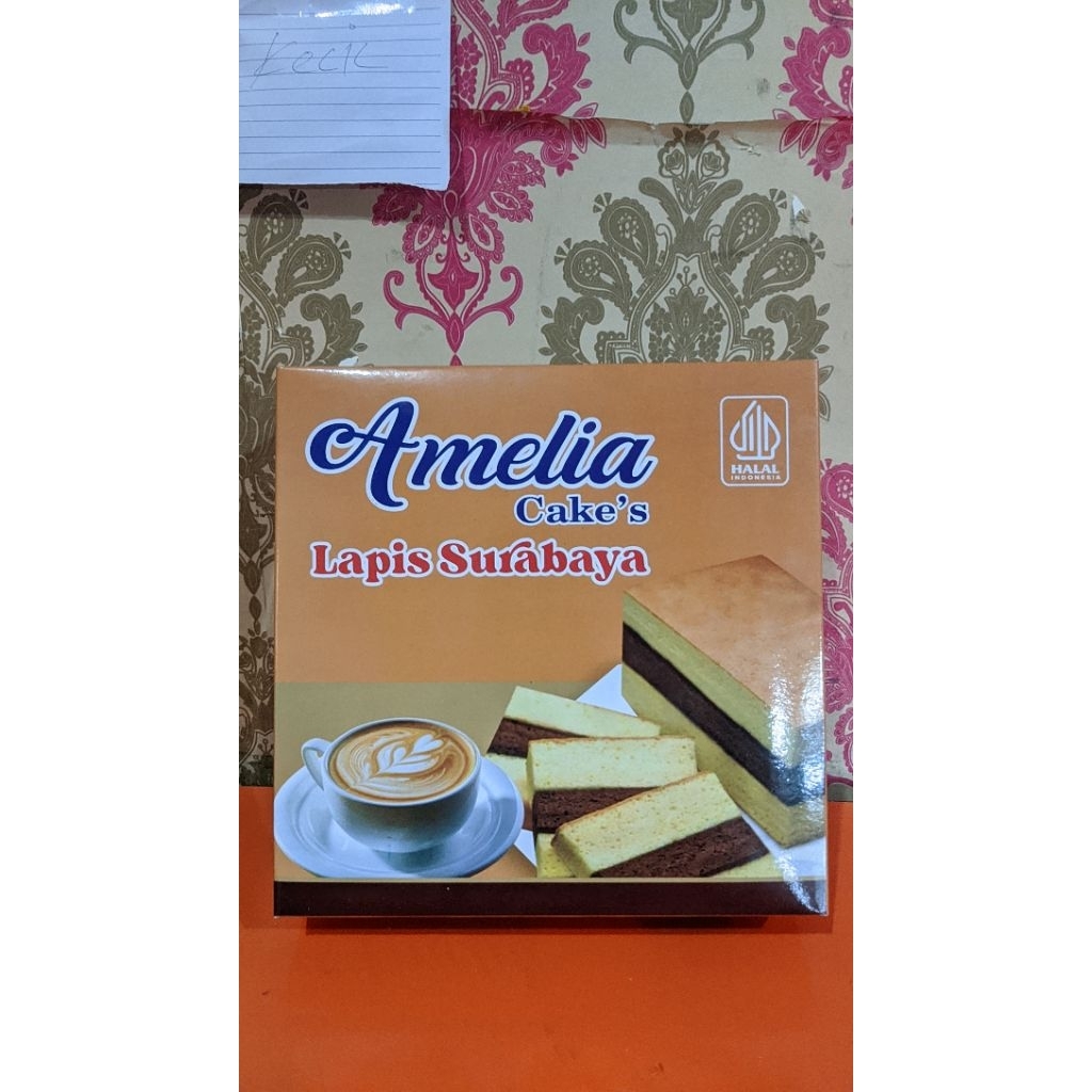 

Lapis Surabaya Besar Lembut Halal