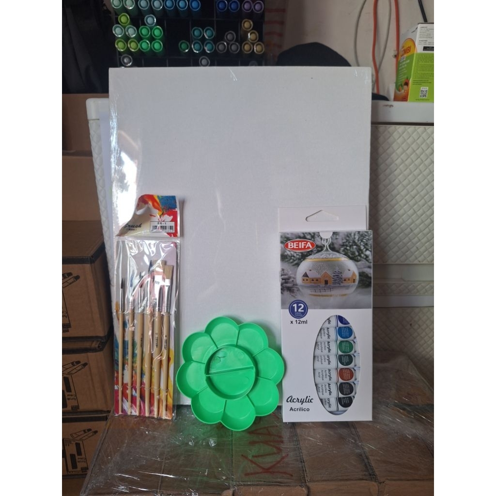 

paket kanvas Lukis cat akrilik Beifa 12ml 12 warna 30x40/30×30/30×50/40×40/40×50/40×60