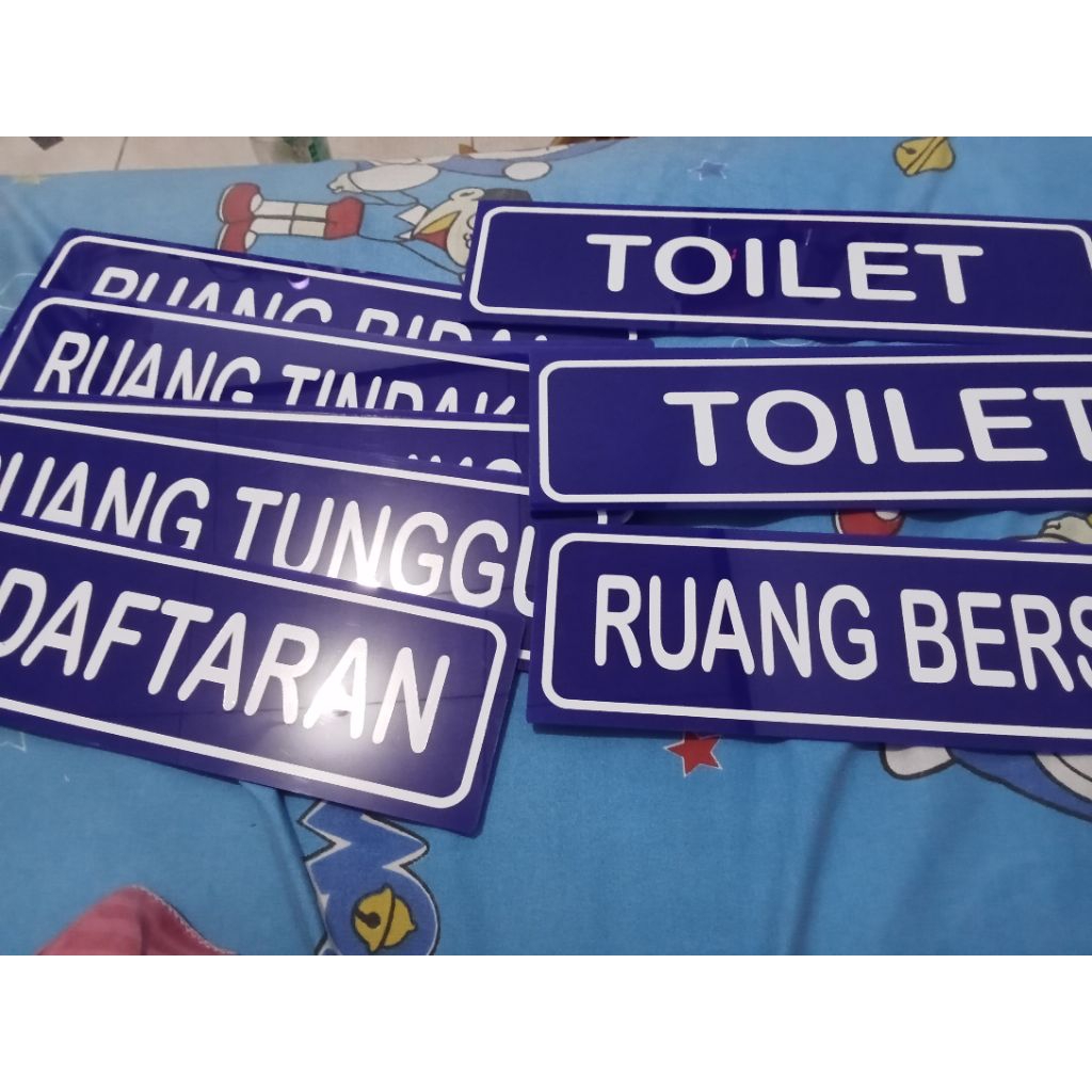 

Paket Papan Nama Klinik Akrilik