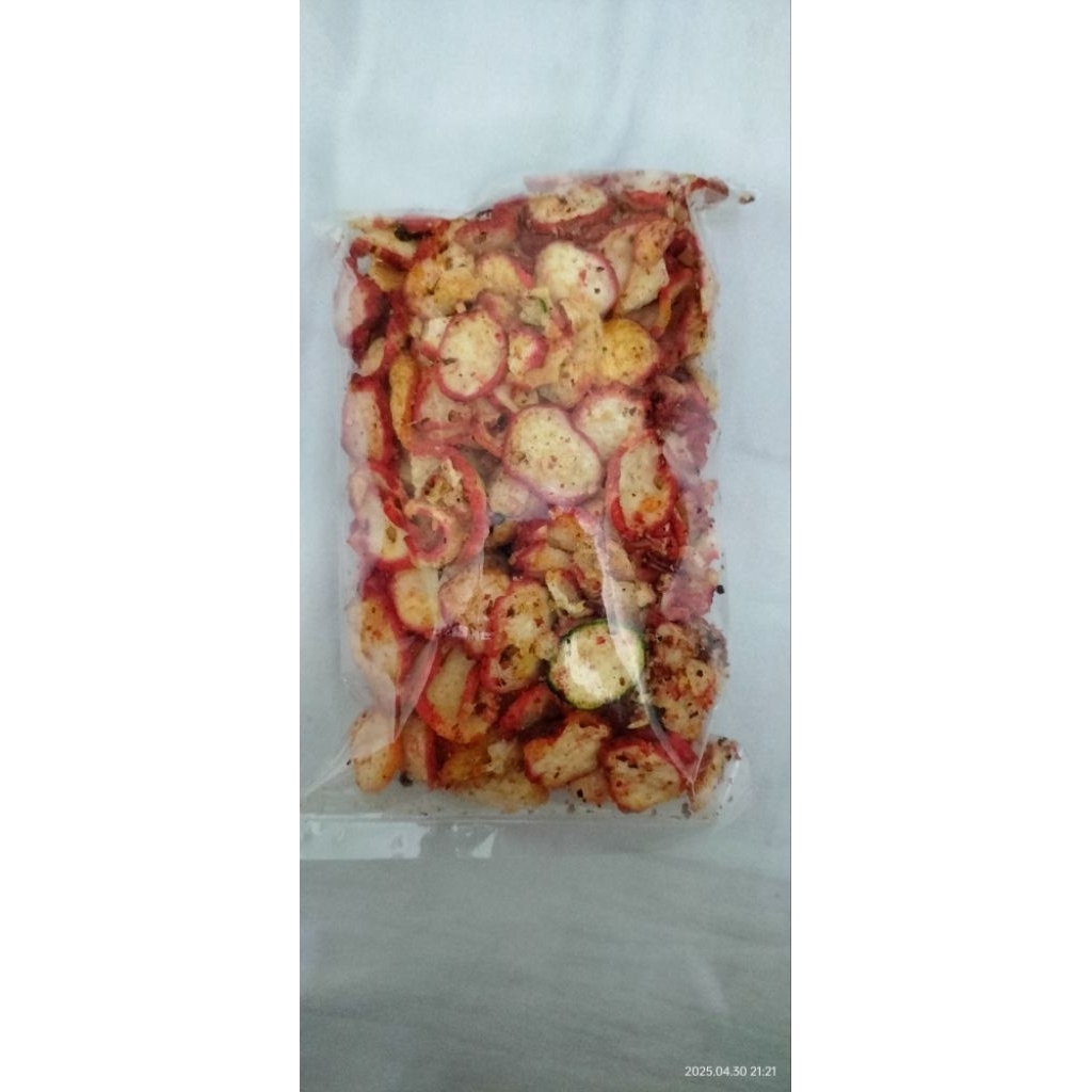 

Cemilan - kerupuk seblak - pedas asin - kerupuk seblak pedas - snack - gurih