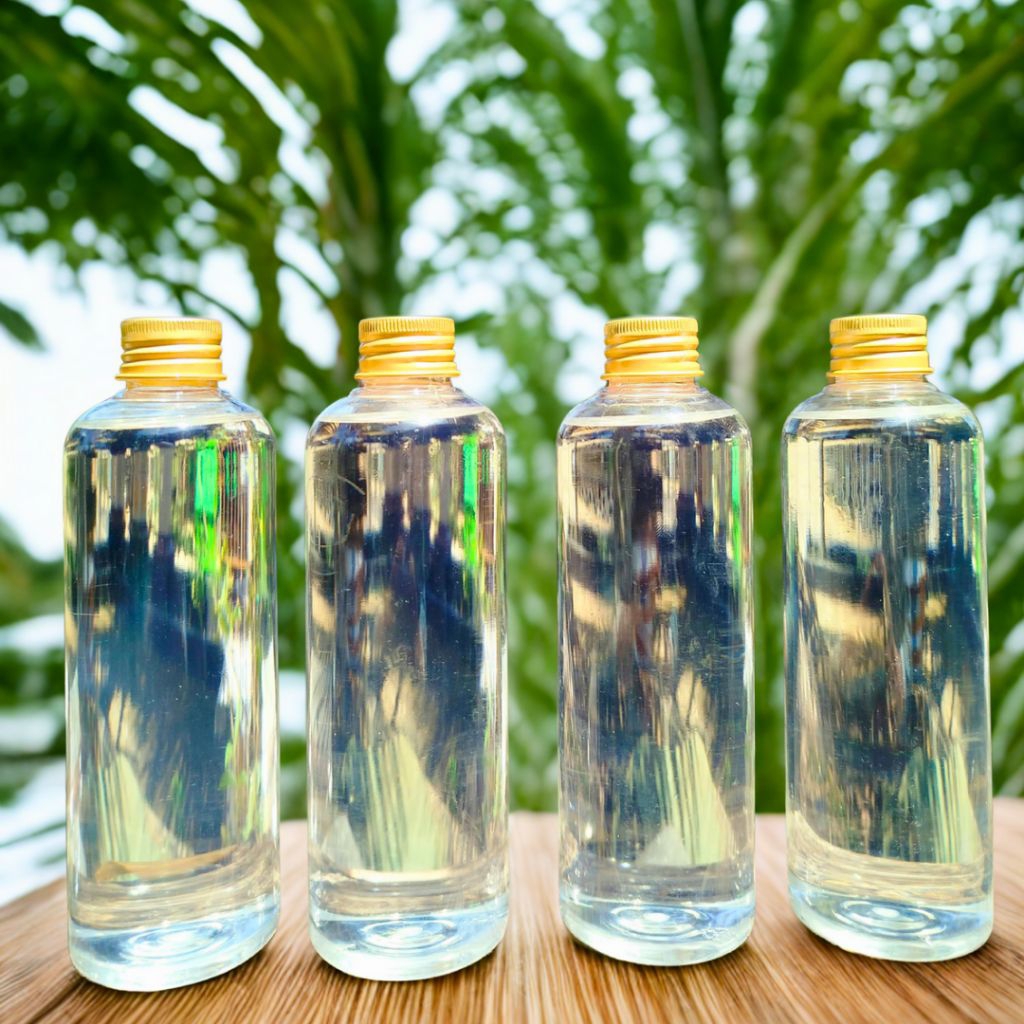 

Minyak Kelapa Hijau / VCO 100 % Murni 3 Kali Penyaringan, Bisa Datang Kerumah untuk belajar Membuat Bersama