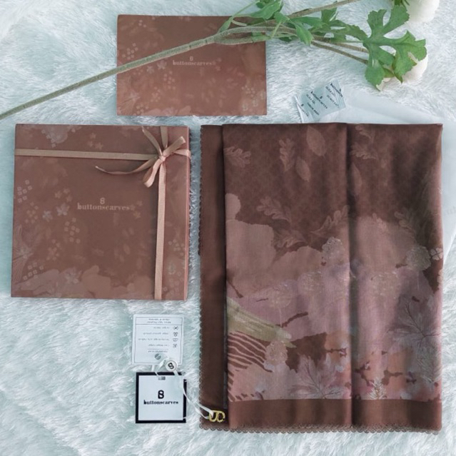 BUTTONSCARVES ISELTWALD COCOA SQUARE 90x90 NEW