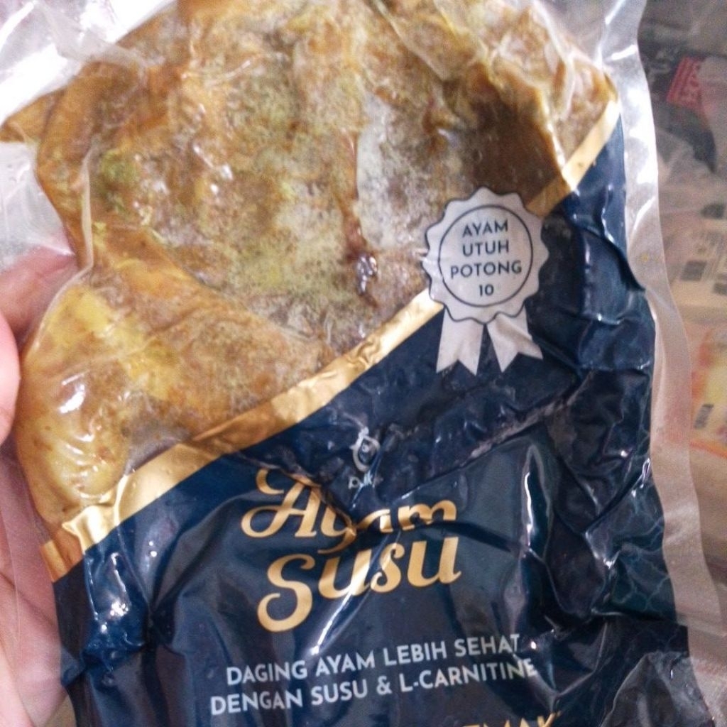 

AYAM UNGKEP BEKAKAK 1EKOR HALAL DAN ENAK