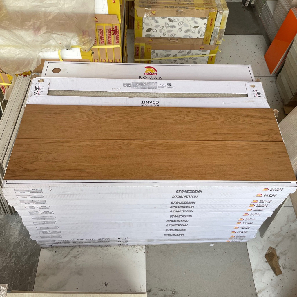Roman 120x20 Dmongrel wengue GT1222219R