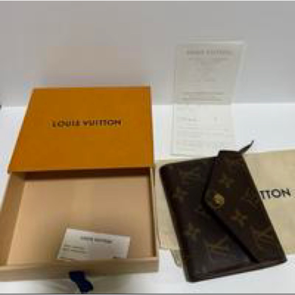 LV monogram wallet 2023