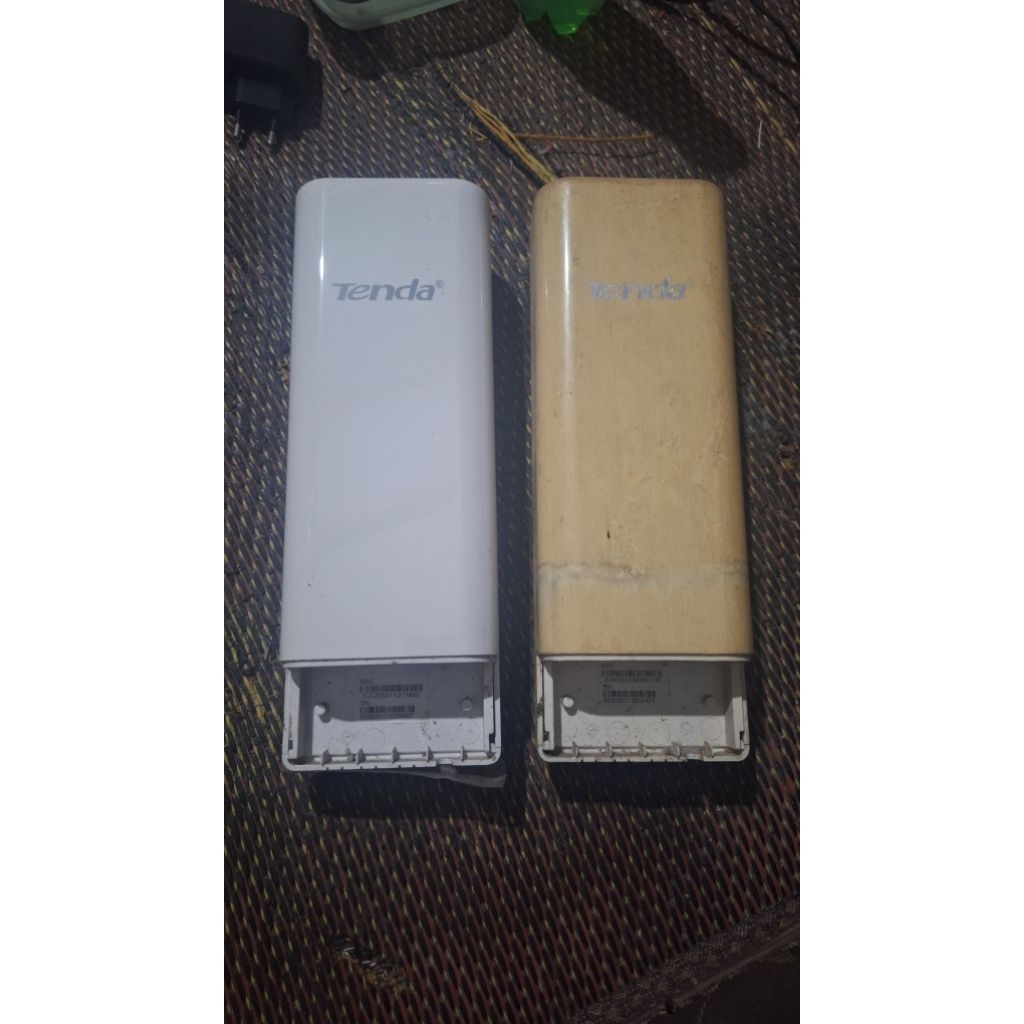 Tenda 03 5 km Outdoor Wireless  Poe wifi bekas masih normal