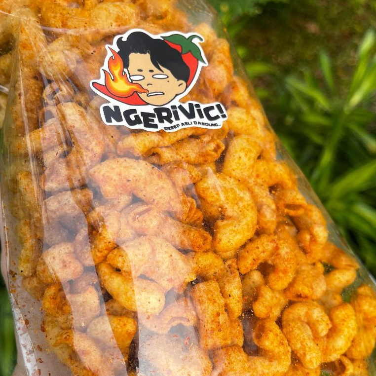 

NGERIVIC KERIPIK MAKARONI RASA SENDAL (KURANG ENAK) 200GR ASLI BANDUNG