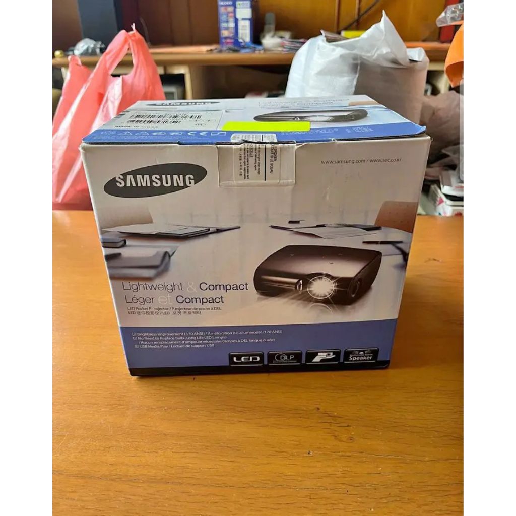 mini proyector Samsung bekas masih layak