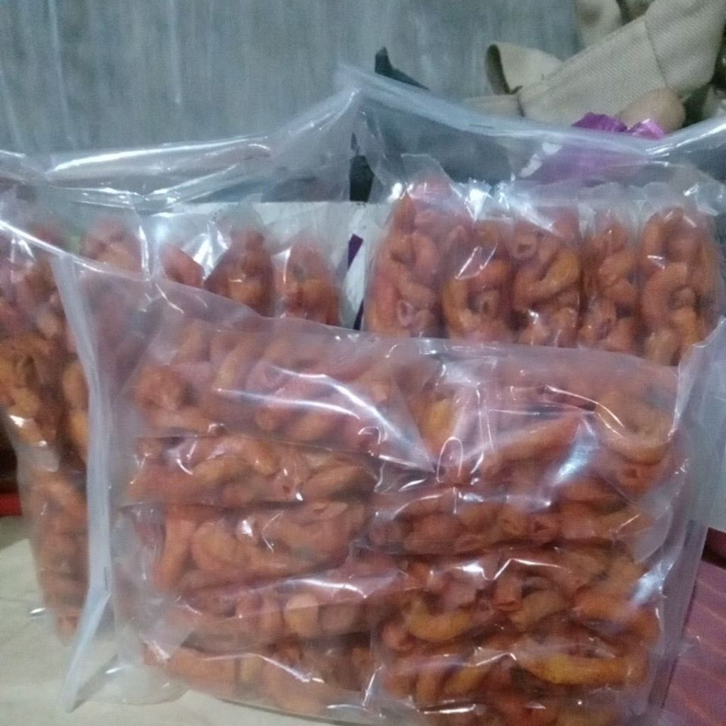 

makaroni daun jeruk pedas