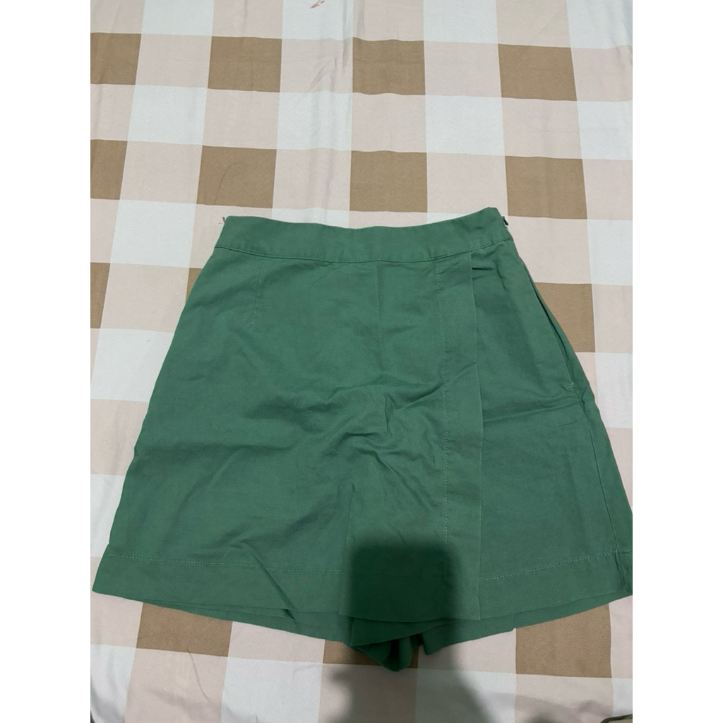 Uniqlo - Skort Preloved